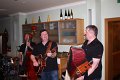 22 Die Musik dazu kommt von Eddy, Markus und Christian von OEAS